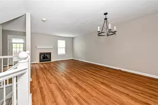 229 Hillvue Dr, Seven Fields Boro, PA 16046 - Photo 4