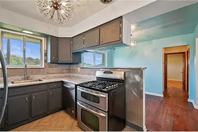 3911 Mayfair St, Pittsburgh, PA 15204 - Photo 10