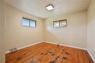 3911 Mayfair St, Chartiers City, PA 15204 - Photo 12
