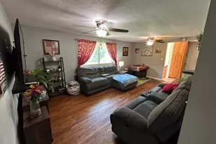 140 Autumn Dr, Twp of But SE, PA 16001 - Photo 6