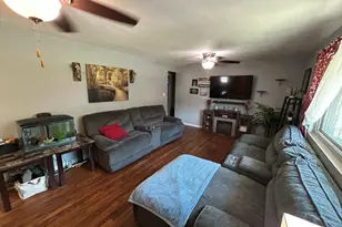 140 Autumn Dr, Twp of But SE, PA 16001 - Photo 8