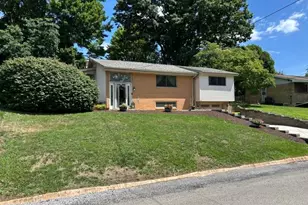 140 Autumn Dr, Twp of But SE, PA 16001 - Photo 30