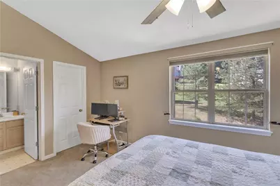 116 Hillvue Dr, Seven Fields Boro, PA 16046 - Photo 22