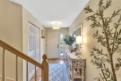 116 Hillvue Dr, Seven Fields Boro, PA 16046 - Photo 2