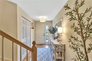 116 Hillvue Dr, Seven Fields Boro, PA 16046 - Photo 2