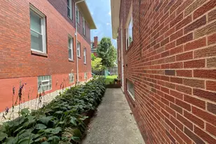 218 Lexington Ave, Pittsburgh, PA 15215 - Photo 2