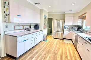 144 N Dithridge St, Pittsburgh, PA 15213 - Photo 2