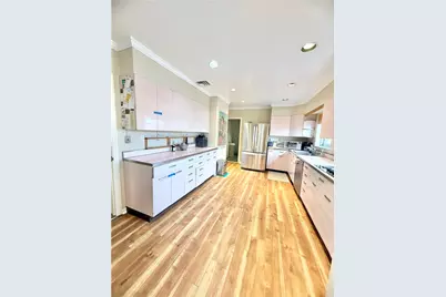 144 N Dithridge St #1, Pittsburgh, PA 15213 - Photo 2