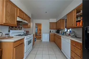 7245 Finance St, Homewood Brushton, PA 15208 - Photo 10