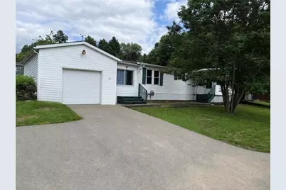 31 Oakview Dr, South Beaver Township, PA 15010 - Photo 2