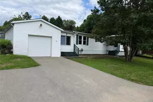 31 Oakview Dr, South Beaver Township, PA 15010 - Photo 2