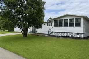 31 Oakview Dr, South Beaver Township, PA 15010 - Photo 1
