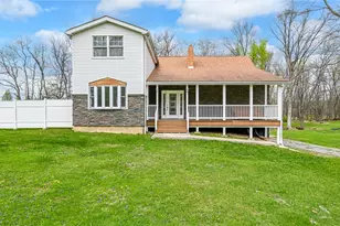 3071 McNeal Rd, Hampton, PA 15101 - Photo 2