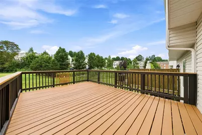 16 Cinque Terra Pl, Finleyville, PA 15332 - Photo 38