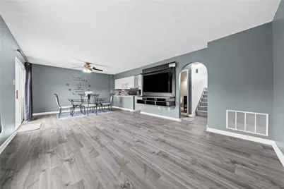 16 Cinque Terra Pl, Finleyville, PA 15332 - Photo 8