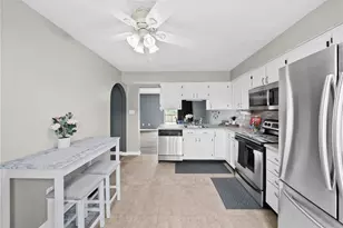 16 Cinque Terra Pl, Finleyville, PA 15332 - Photo 18