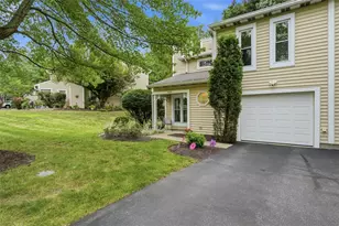 620 Brighton Woods Rd, Pittsburgh, PA 15212 - Photo 2