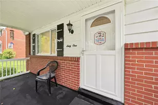 61 Maplewood Ct, Murrysville, PA 15626 - Photo 2