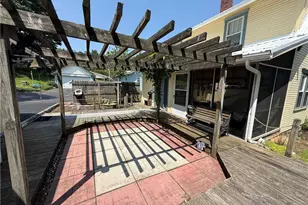 1126 S 6th St, White Township, PA 15701 - Photo 20