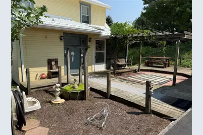 1126 S 6th Street, White Township, PA 15701 - Photo 22