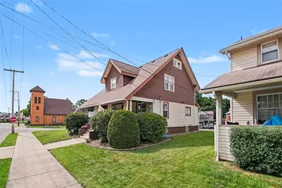 310 Glen Ave, Ellwood City, PA 16117 - Photo 2