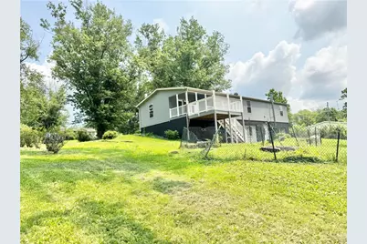 955 S Bridge Rd, South Franklin, PA 15329 - Photo 4