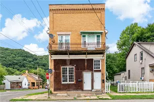 1526 2nd Ave, Beaver Falls, PA 15010 - Photo 1