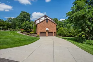 2665 Gloucester Dr, Pittsburgh, PA 15241 - Photo 4