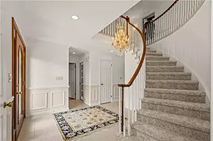 2665 Gloucester Dr, Pittsburgh, PA 15241 - Photo 10