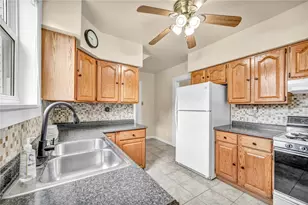 616 Rossmore Ave, Pittsburgh, PA 15226 - Photo 10