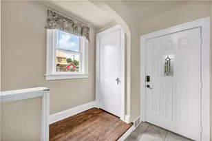 616 Rossmore Ave, Pittsburgh, PA 15226 - Photo 4
