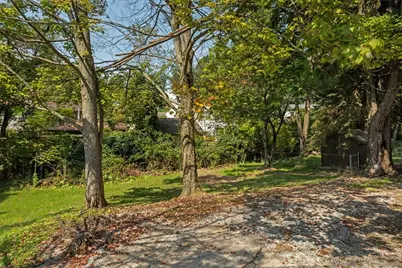 538 Newport Dr, Hempfield Township, PA 15601 - Photo 18