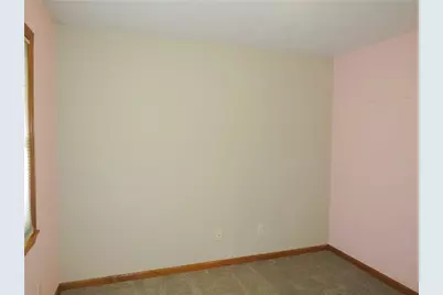 113 Kilarney Dr, Hempfield Township, PA 15639 - Photo 16