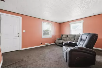 207 Westwood Ave, Masontown, PA 15461 - Photo 4