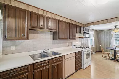 207 Westwood Ave, Masontown, PA 15461 - Photo 12