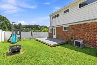 86 Glenview Ave, Greensburg, PA 15601 - Photo 22