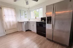 86 Glenview Ave, Greensburg, PA 15601 - Photo 10