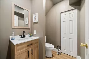 8 Crystol Ct, Penn Twp, PA 15642 - Photo 30