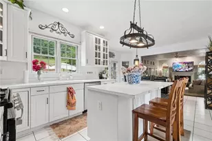 8 Crystol Ct, Penn Twp, PA 15642 - Photo 8
