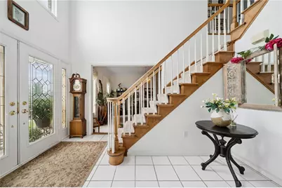 8 Crystol Court, Penn Twp, PA 15642 - Photo 2