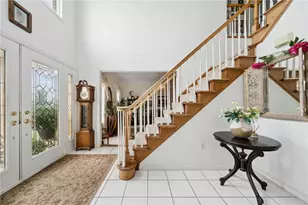 8 Crystol Ct, Penn Twp, PA 15642 - Photo 2