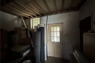 1881 Noble St, Pittsburgh, PA 15215 - Photo 8