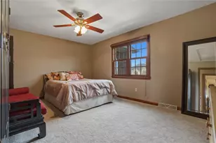1000 Fawn Valley Dr, Cecil, PA 15317 - Photo 28