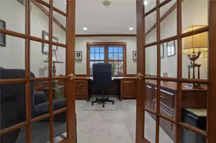 1000 Fawn Valley Dr, Cecil, PA 15317 - Photo 22