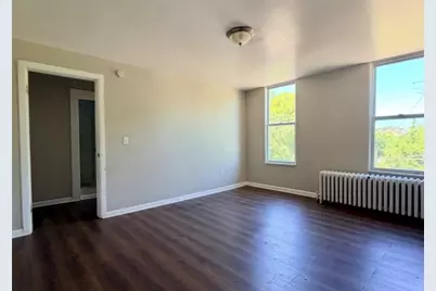 522 Freeland St, Pittsburgh, PA 15210 - Photo 10