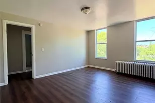 522 Freeland St, Pittsburgh, PA 15210 - Photo 10