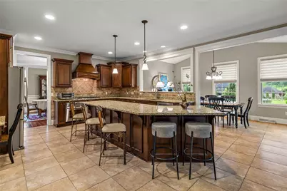124 Majestic Dr, Cranberry Township, PA 16046 - Photo 8