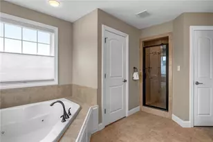 124 Majestic Dr, Cranberry Township, PA 16046 - Photo 22