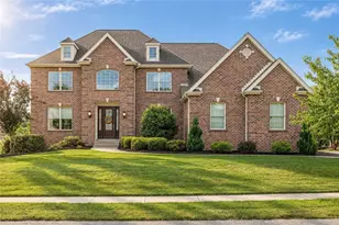 124 Majestic Dr, Cranberry Township, PA 16046 - Photo 1