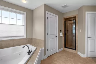 124 Majestic Dr, Cranberry Township, PA 16046 - Photo 24